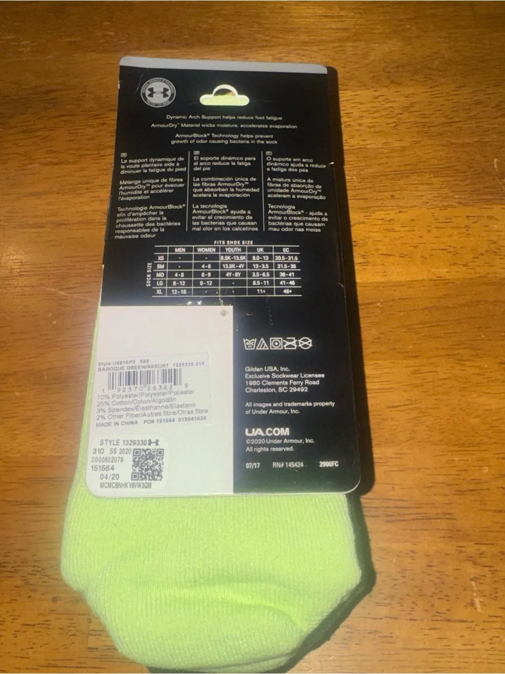 Under Armour 3-Maker 3 Pair Mid Crew Socks L Red Black Gray Men’s New With Tags